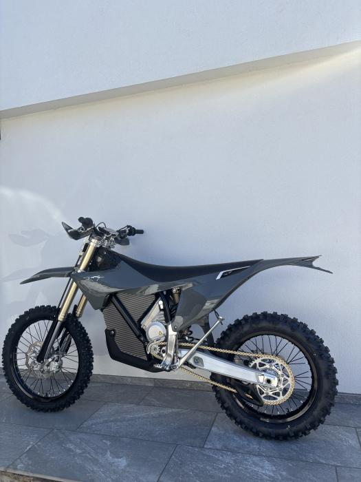 Photo of SURRON Light Bee (2026)