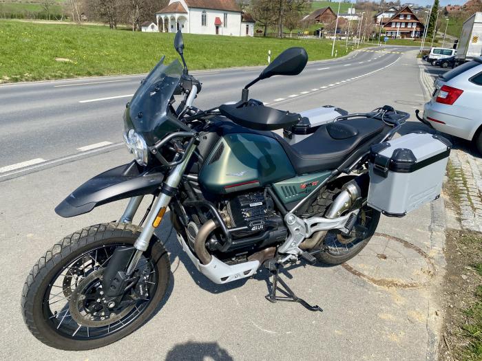 Photo of MOTO GUZZI V85 (2022)