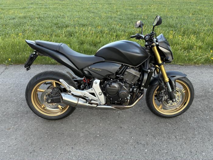 Photo of HONDA CB 600 (2012)