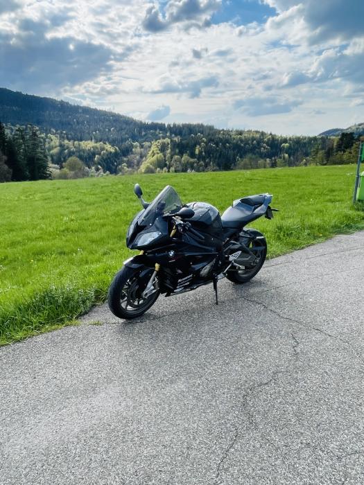 Photo of BMW S-SERIE (2011)