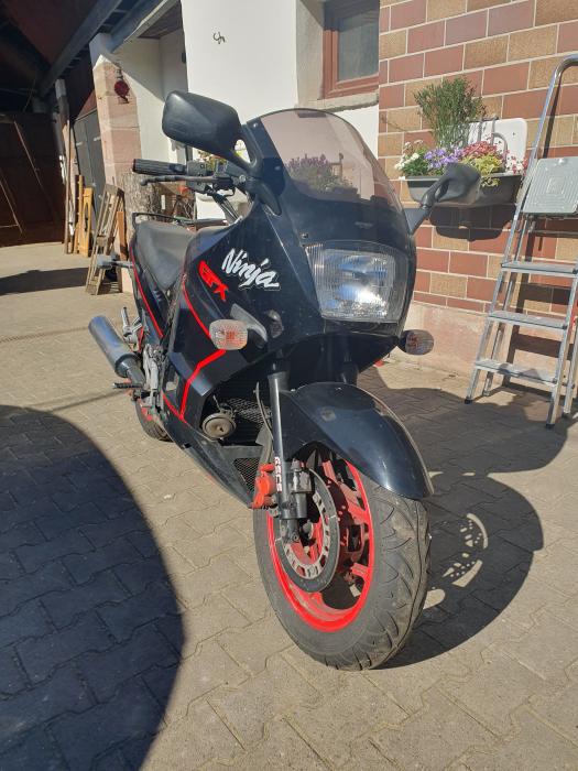 Photo of KAWASAKI GPX (1989)