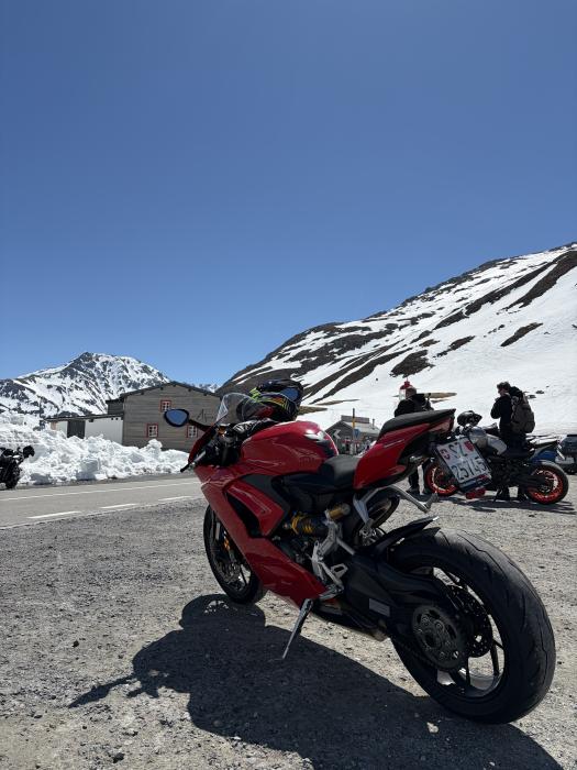 Photo of DUCATI PANIGALE V2 (2021)