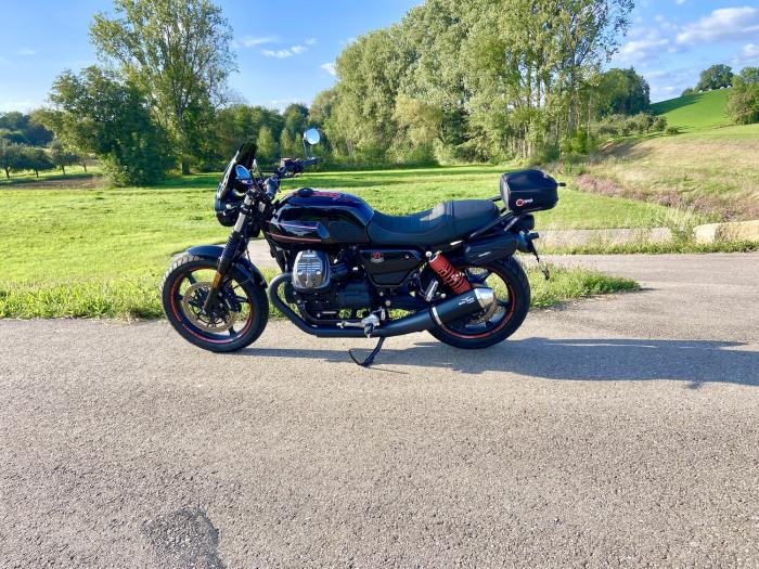 Photo of MOTO GUZZI V7 (2023)