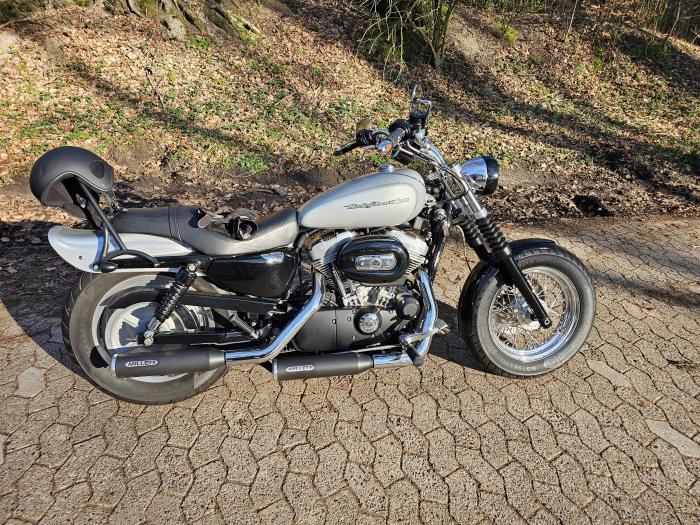 Photo of HARLEY-DAVIDSON Sportster (2004)