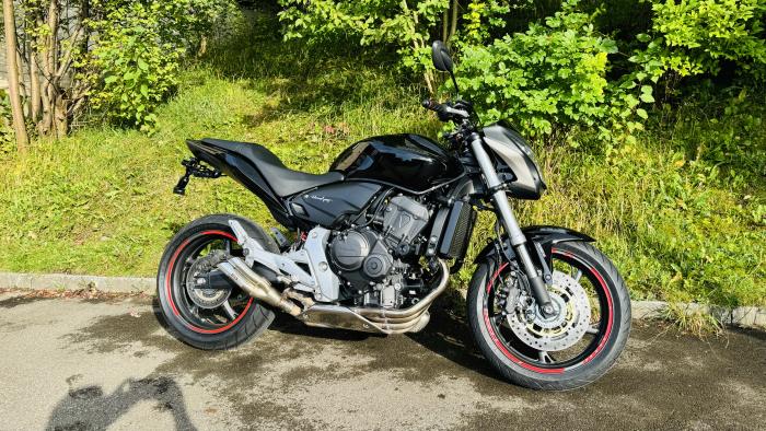 Photo of HONDA CB 600 (2011)