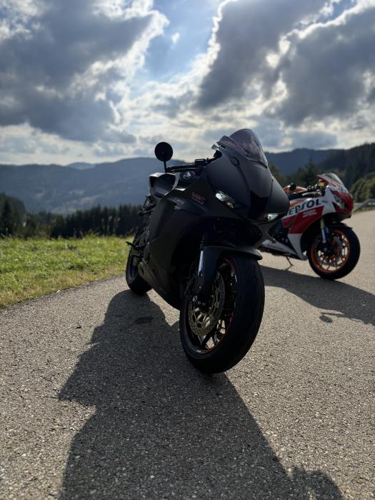 Photo of HONDA CBR 600 (2024)