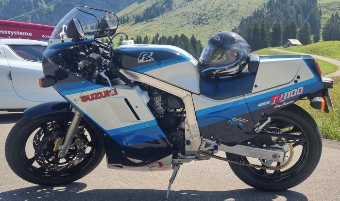 Photo of SUZUKI GSX-R 1100 (1986)