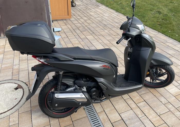Photo of HONDA SH (2020)