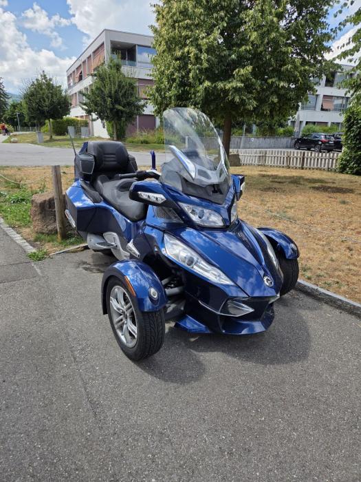 Picture of CAN-AM Spyder (2011)