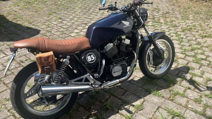 Photo of HONDA VT 500 (1985)